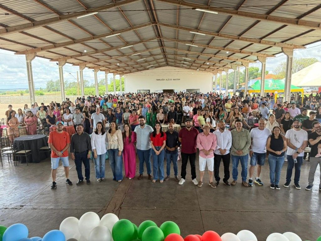 joao-paulo-participa-do-almoco-dos-servidores-e-destaca-valorizacao-dos-servidor-6903768802d48