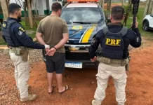 Dois caminhoneiros do RS são presos após confusão com morte a facadas em MS