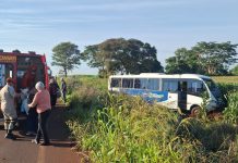 Ônibus com Idosos do Conviver de caarapó se envolve em acidente próximo ao Distrito de Nova América