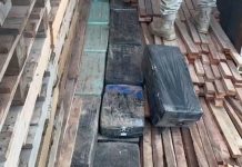 Maconha escondida em carga de pallets é encontrada pela polícia em Caarapó