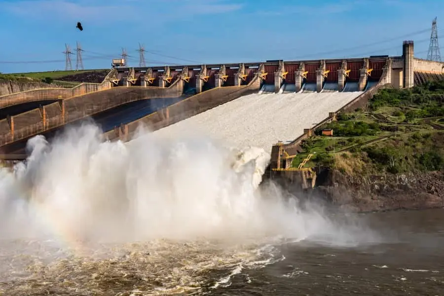 Controladora-da-Itaipu-Binacional-ajuda-a-modernizar-iluminacao-publica-de-Navirai-Rubens-Fraulini-Itaipu-Binacional.jpg