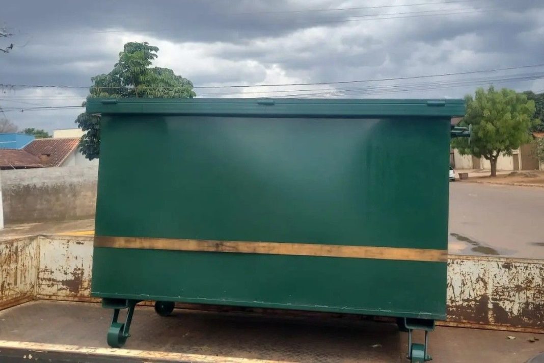prefeitura-instala-lixeira-industrial-na-feira-dos-pequenos-empreendedores-de-caarapo-6adc9bffd353c